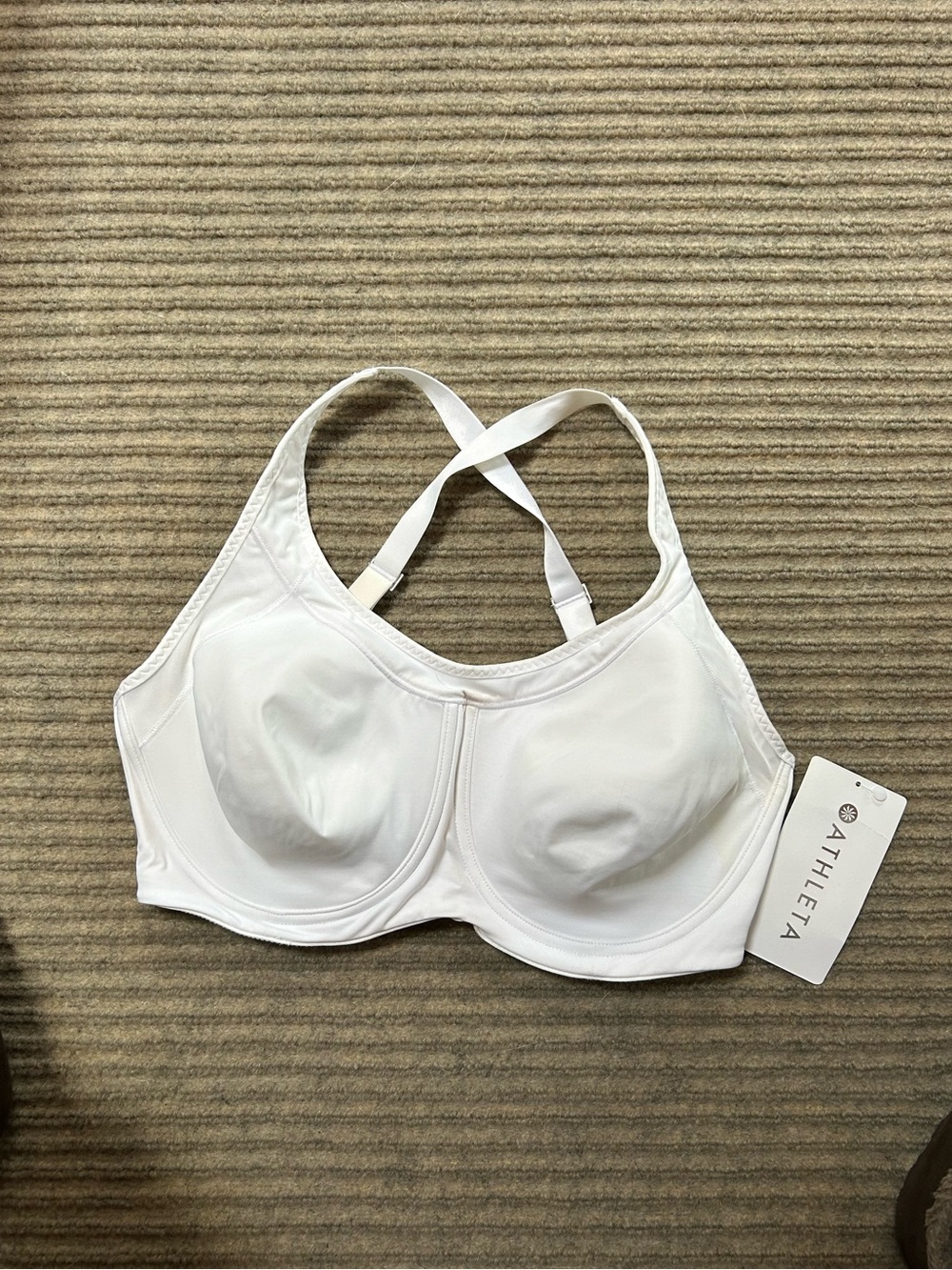 Athleta White Underwire Crossback Sports Bra